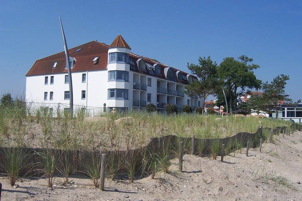 Entire apartment, Apartment located directly on the beach promenade, in the 1st row to the beach. in Niendorf, Timmendorfer Strand