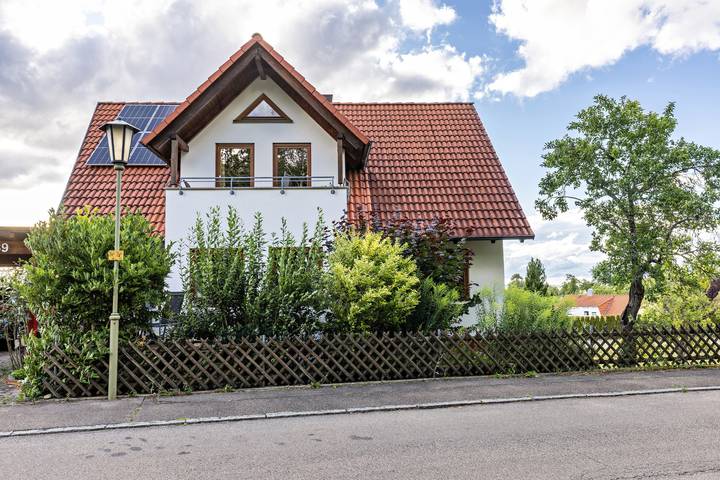 Geheel appartement, Appartement 'An Der Schwäbischen Alb' met privéterras en Wi-Fi in Mössingen, Neckar-Alb