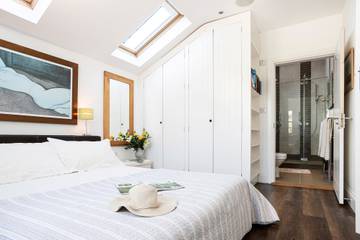 Villa for 6 Guests in Barrow-in-Furness, North West England, Picture 3