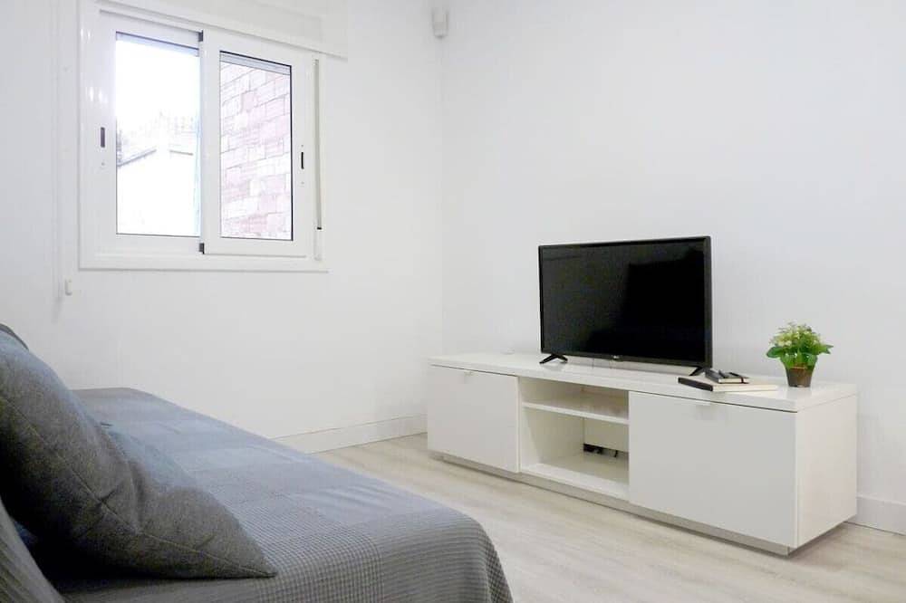 Entire apartment, Cosy Marbarcelona Apartments Direct Airport 32 in Hospitalet de Llobregat, l'Hospitalet de Llobregat