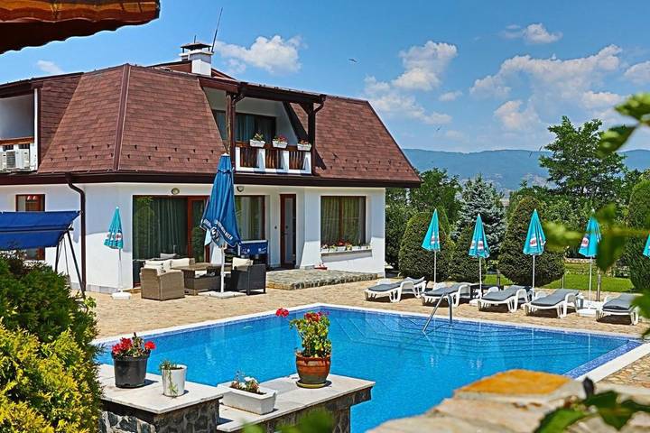 Maison d’hôte pour 12 personnes, avec vue et sauna ainsi que piscine et jardin en Bulgarie - 2