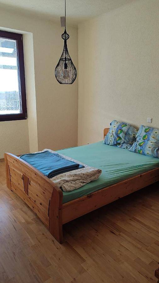 Location de vacances pour 8 personnes, avec jardin et piscine à La Bastide-d'Engras - 4