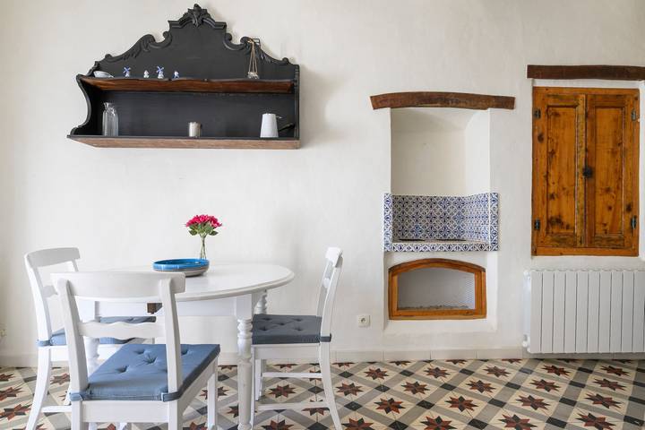 Maison Bleue 26170 Mollans-sur-Ouvèze – Authentic Village House by the River
