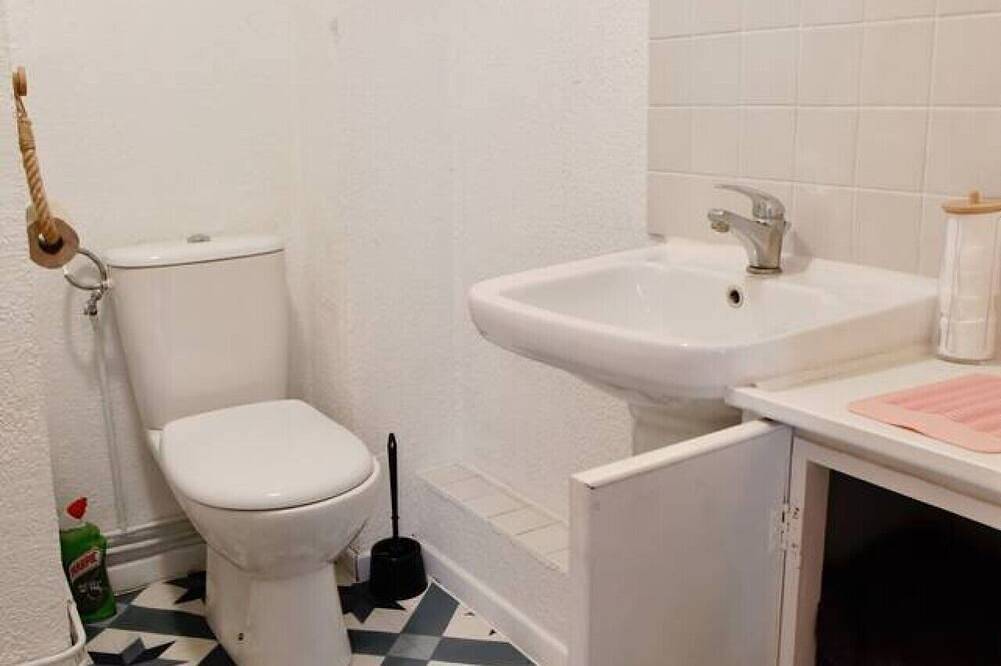 Entire apartment, Renovated studio - Valenciennes center in Valenciennes, Valenciennes region