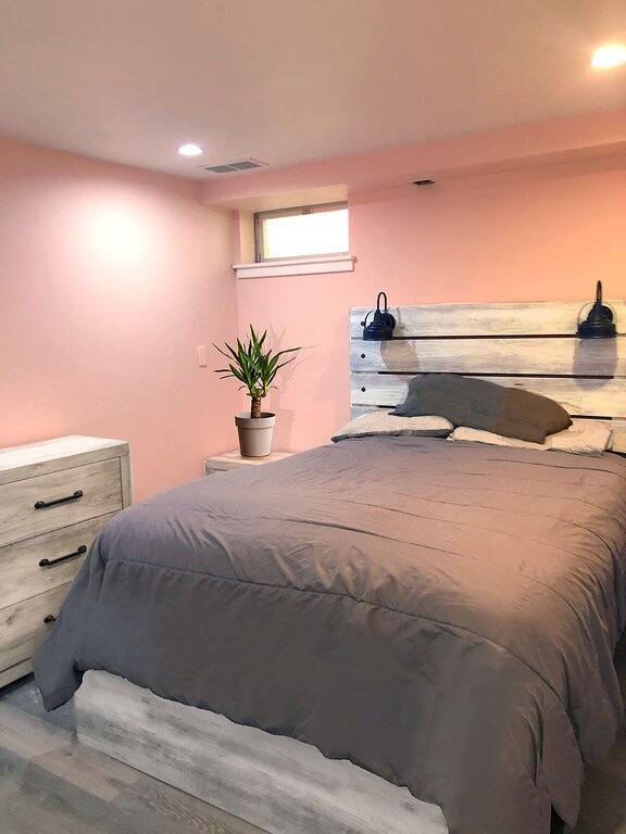 Lakefront house-6 acres of woods-Private Lake-4 miles from Mis in Lenawee County