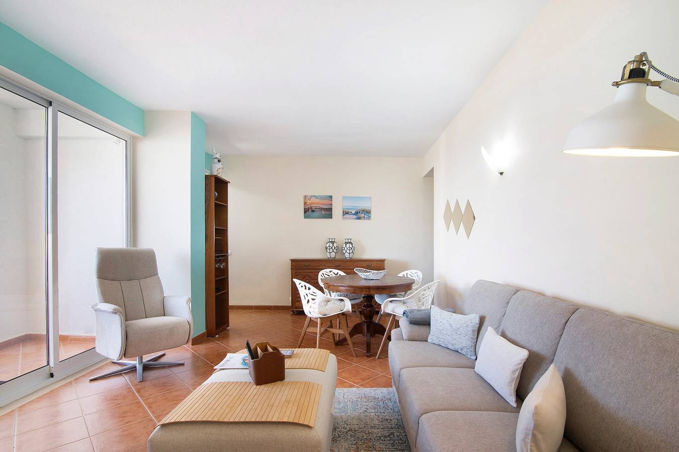 Entire apartment, Apartment 'Apartamento Sunny' with Sea View, Wi-Fi and Air Conditioning in Cavacos, Quarteira