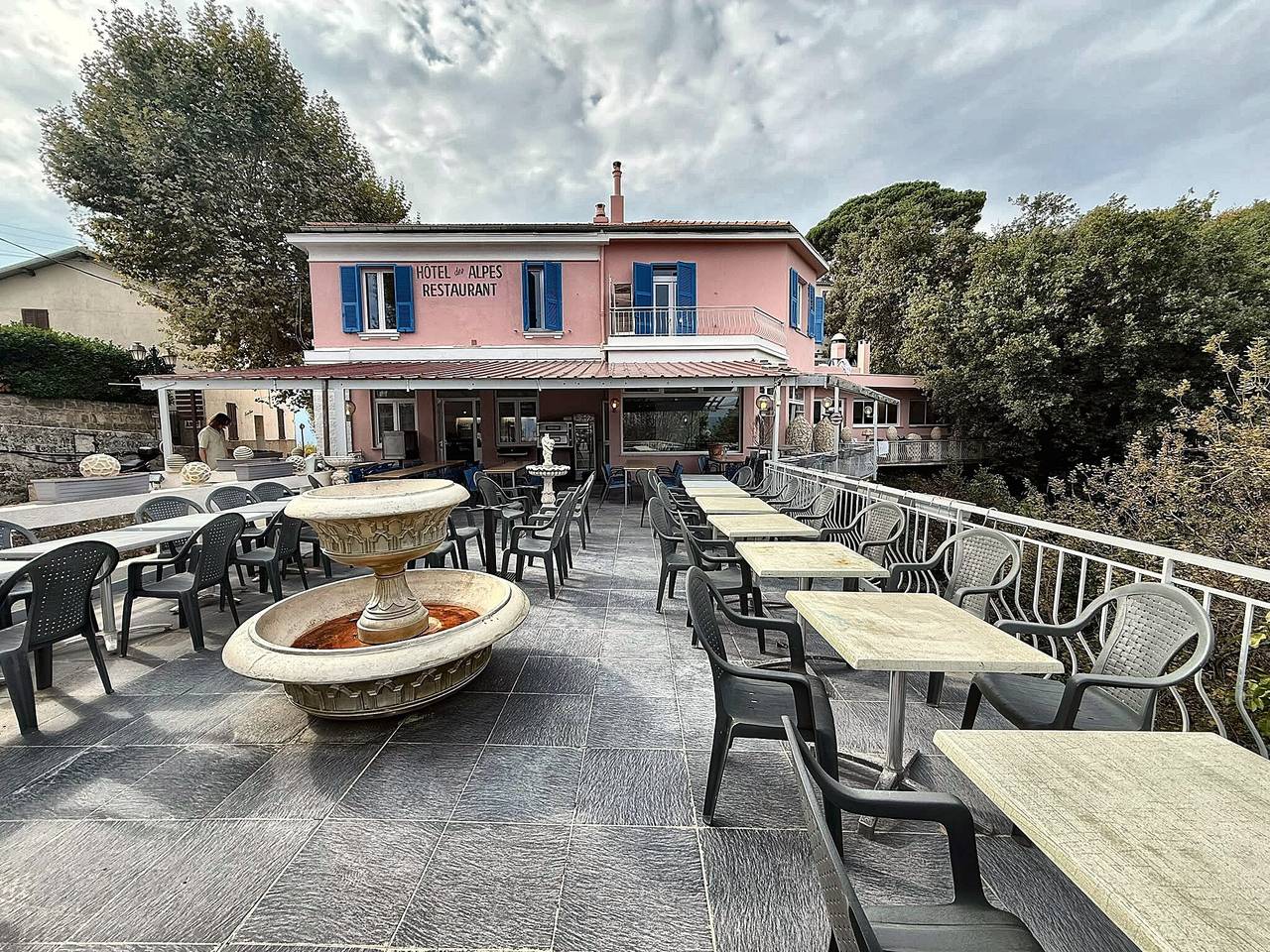 Bed and Breakfast 'Aura - Chambre 5' with Mountain View, Wi-Fi and Air Conditioning in Berre-les-Alpes, Mediterranean Coast (France)