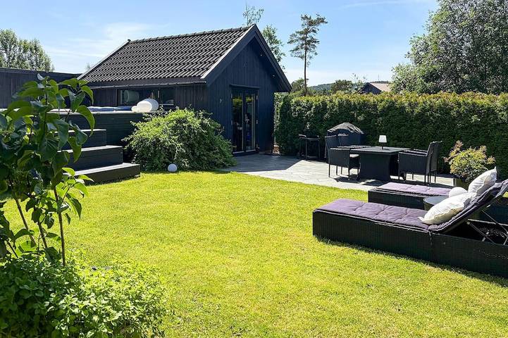 Ferienwohnung für 4 Personen, mit Garten - 1