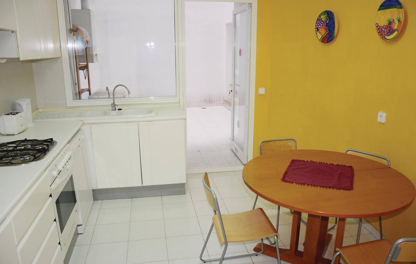 Ganze Ferienwohnung, Apartment mit Meerblick, AC und Terrasse - 2 km zum Strand La Platjola in Port de Pollença, Pollença