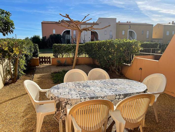 Appartement de vacances pour 6 personnes, avec Balcon ainsi que Terrasse et Jardin