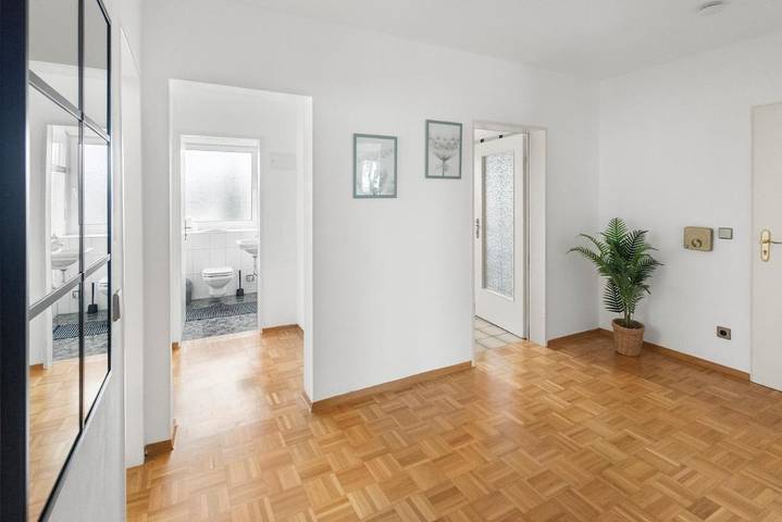 Ferienwohnung für 6 Personen, mit Balkon und Terrasse sowie Garten und Ausblick in Leinfelden-Echterdingen - 2
