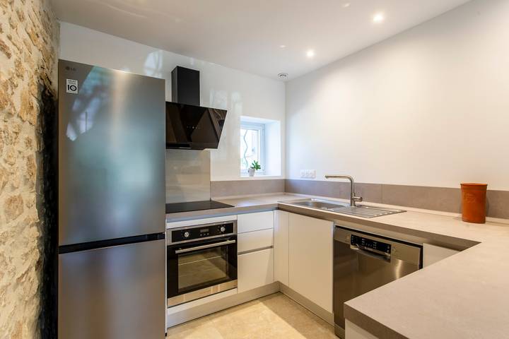 Ferienhaus für 8 Personen mit Whirlpool in Saint-Étienne-du-Grès, Arles und Umgebung