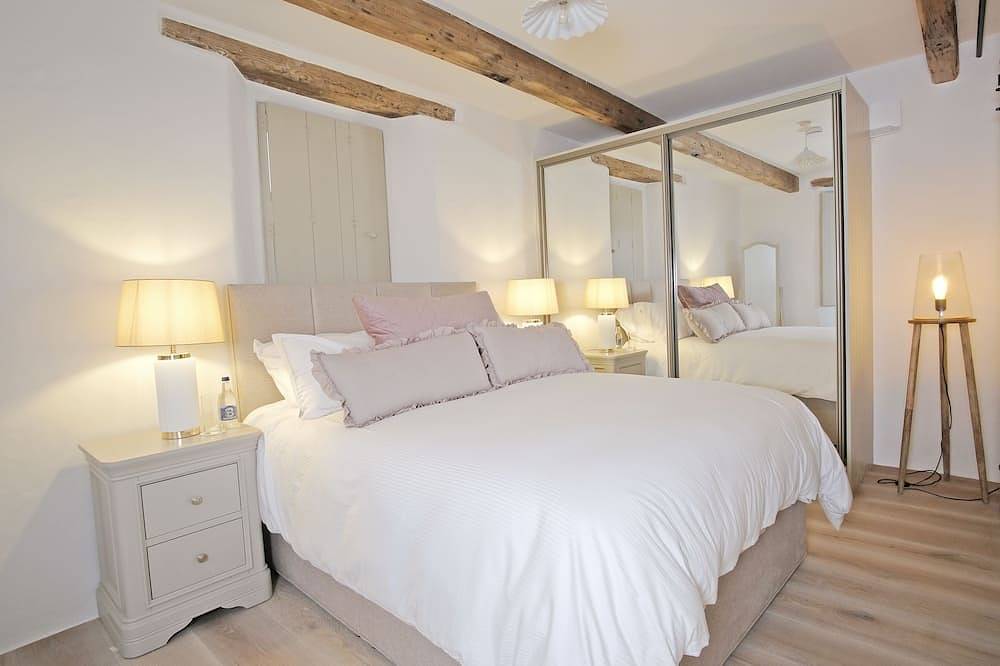 Meadow View Farmhouse in County Tipperary