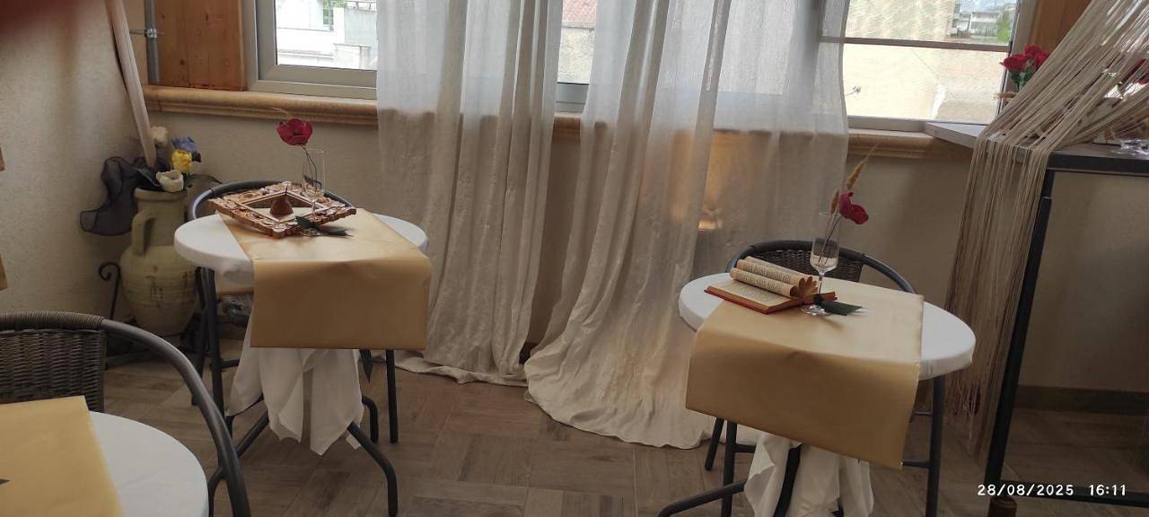Comfort Triple Room with Shower in Castelvetrano, Castelvetrano (Comune)