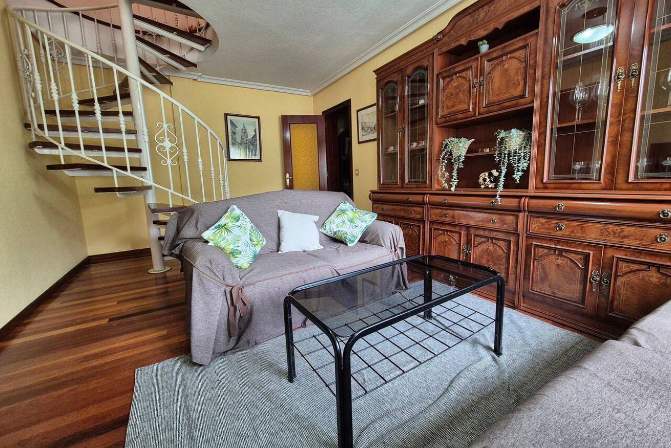 Geheel appartement, 145sqm Apt: Wi-Fi, Full Kitchen, Washer/Dryer, Long Stays in Arriondas, Cornisa Cantábrica (Spanje)