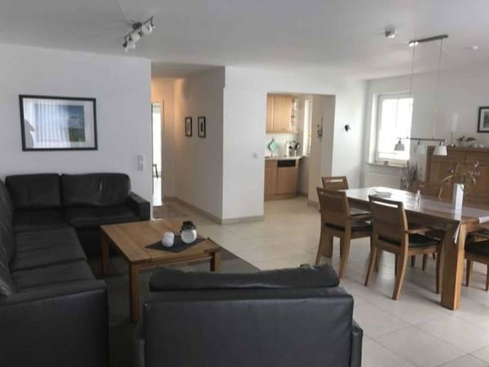 Ganze Ferienwohnung, Haus Windrose Fv 3 - Appartement 3 in Zirkow, Rügen