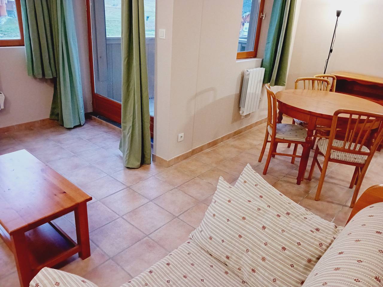 Studio entier, Terrasses D 309 - Parc Nat. Vanoise studio 4 pers in Termignon, Région de Saint-Jean-de-Maurienne