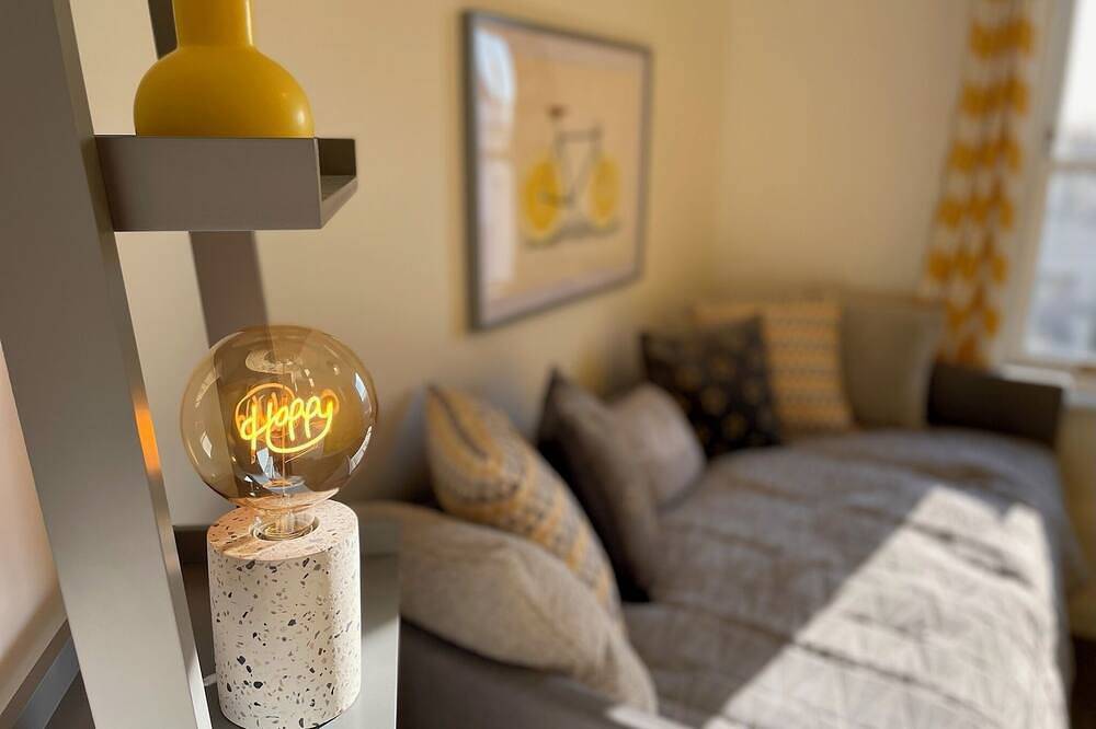 Ganze Wohnung, Stylish three bedroom apartment in Chichester in Chichester, West Sussex