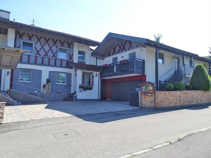 Ferienwohnung für 2 Personen, mit Balkon und Balkon/Terrasse sowie Terrasse in Bad Birnbach - 3