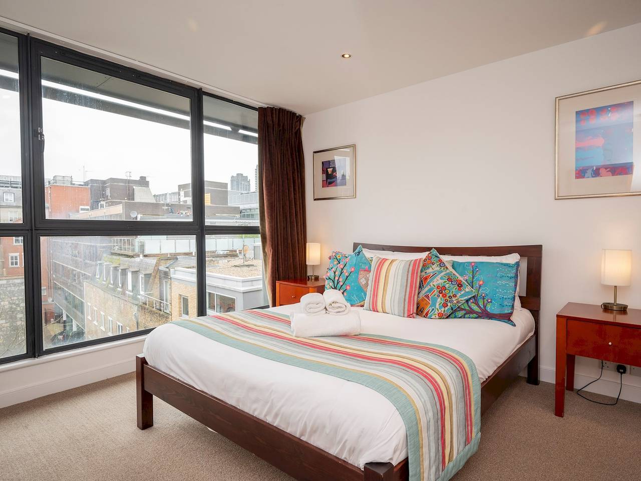 Ganze Wohnung, Bright Spacious Flat in Central London | Sleeps 6 - Pass the Keys in Islington, London