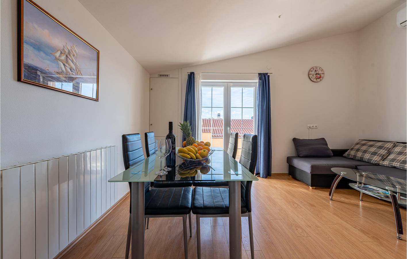 Apartamento vacacional entero, Apartamento de vacaciones para 6 personas con terraza in Ciudad de ZadarZadar, Zadar (Municipality)
