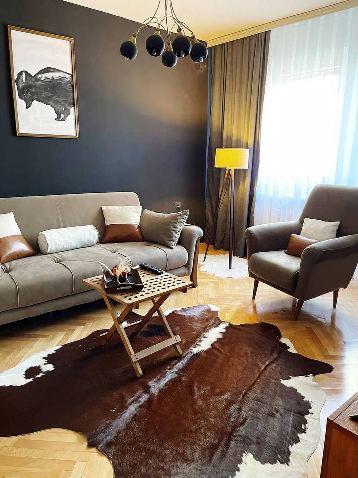 Ganze Wohnung, Modernes, rustikales Apartment im Zentrum von Toro in Prishtina in Pristina, Kosovo