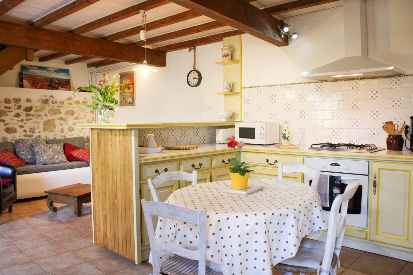 Casa de huéspedes para 4 personas con terraza in Les Bordes-sur-Arize, Parque Natural Regional de los Pirineos de Ariège