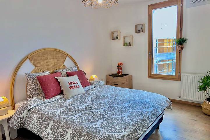 Ganze Wohnung, Mamcosy - Best place - At the Station | Geneva Access 15'– Bright & Modern Stay\" in Annemasse, Saint-Julien-en-Genevois und Umgebung