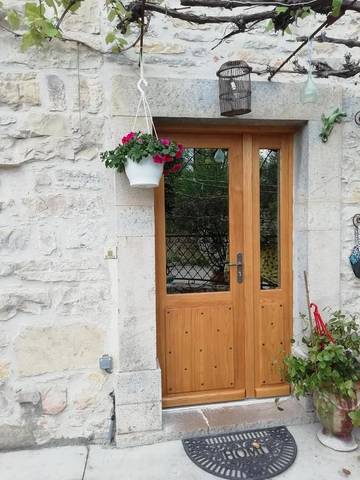 Chambre d’hôte pour 3 personnes, avec jardin à Claret