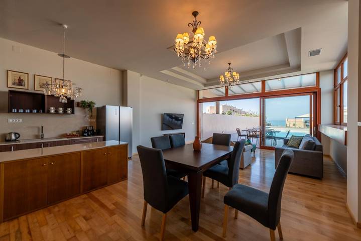 Location de vacances pour 6 personnes, avec jardin et terrasse à Chersónissos - 4