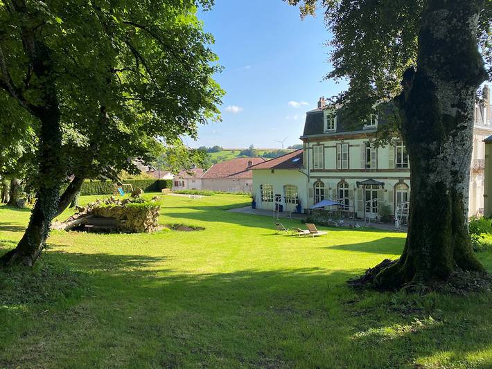Chambre d’hôte pour 2 personnes, avec Jardin et Piscine dans les Vosges