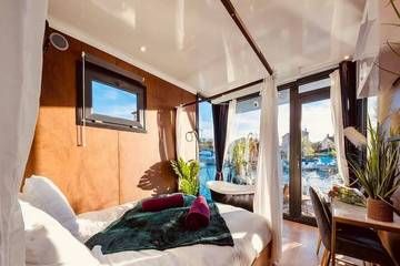 Péniche pour 2 personnes, avec balcon dans le Var