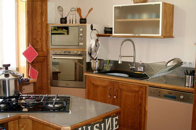 La Petite Épicerie in Sainte-Marie-la-Blanche, Région de Beaune