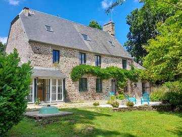 Gîte pour 10 personnes, avec jardin dans Souleuvre-en-Bocage