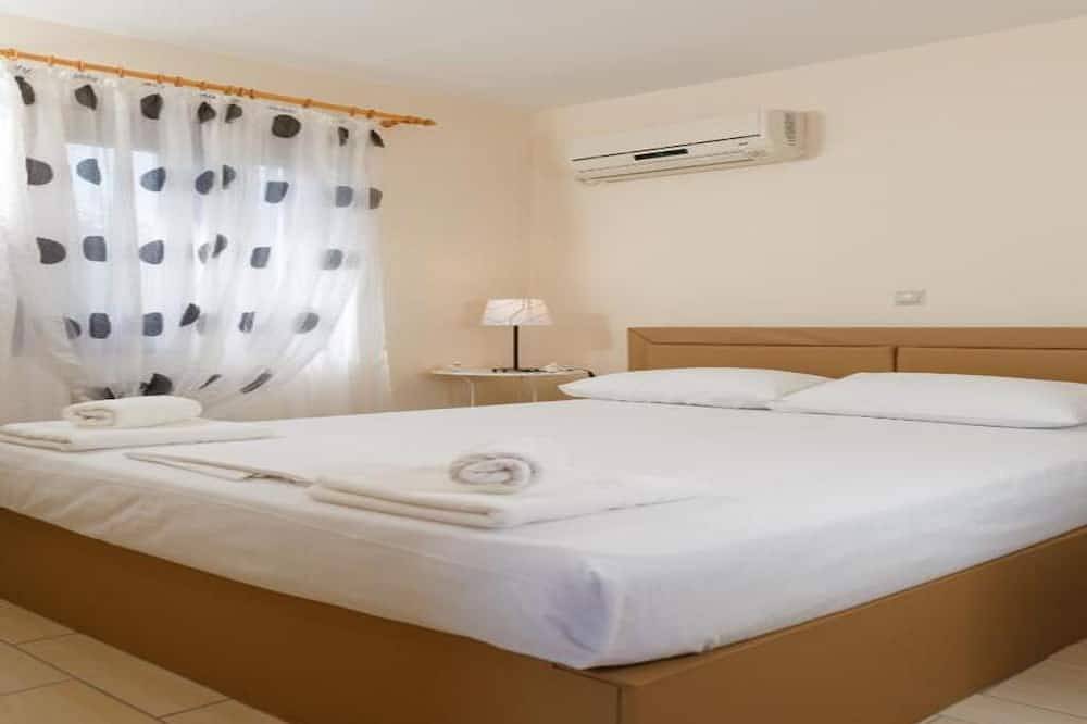 Glyfada       Villas in Kynouria