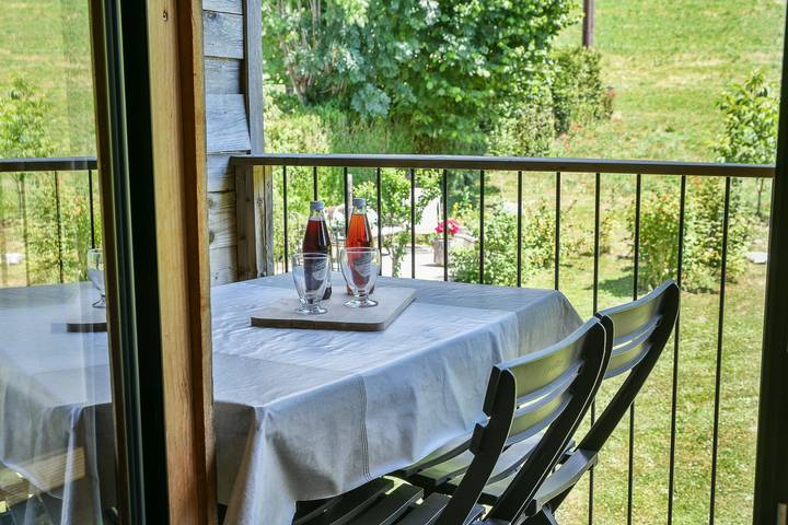 Le Fayard Loft – Apartamento con Encanto en Casa Rural Renovada, Jacuzzi y Vistas a la Montaña in Aillon-le-Jeune, Chambéry region