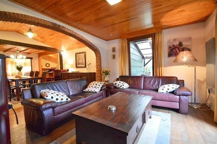 Location de vacances pour 8 personnes, avec jardin à Érezée - 4