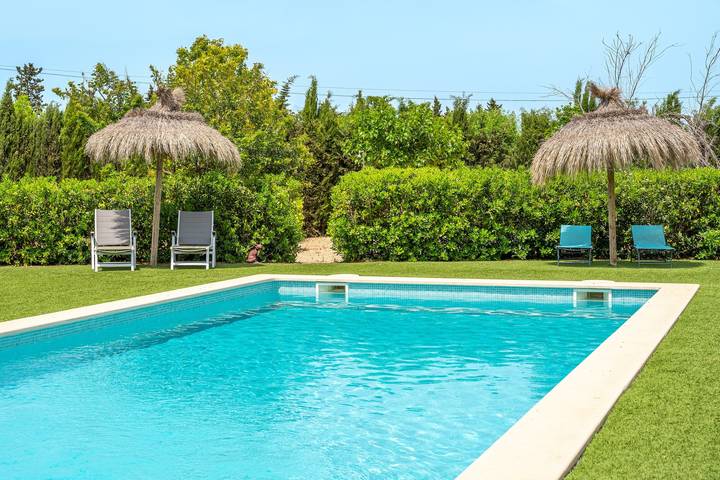 Finca 'Can Mossenyer' mit Bergblick, Privatem Pool und WLAN in Santa Maria del Cami, Mallorca Inselmitte
