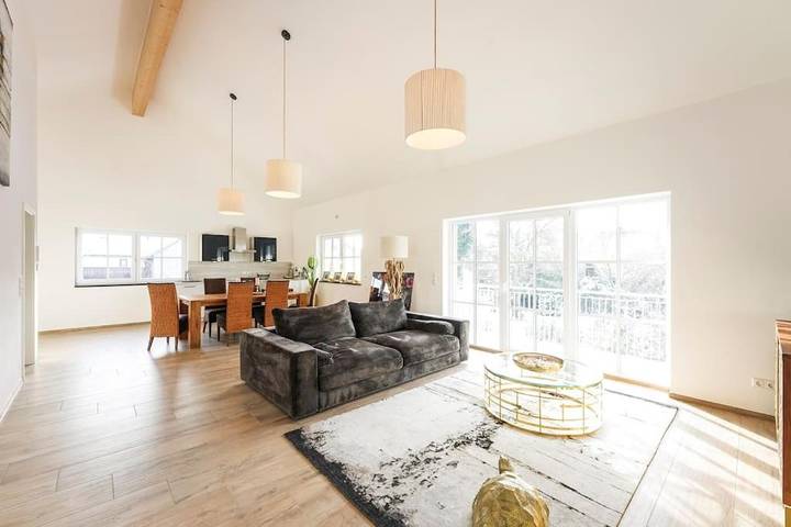 Ferienwohnung für 5 Personen, mit Balkon und Terrasse in Utting