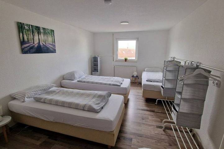 Grand logement directement adjacent à Kassel (jusqu'à 20 personnes sur demande) in Baunatal, Arrondissement de Cassel