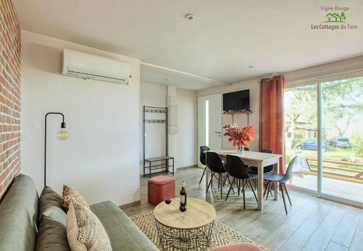 Location de vacances pour 6 personnes, avec sauna ainsi que jardin et vue, animaux acceptés à Brens - 3