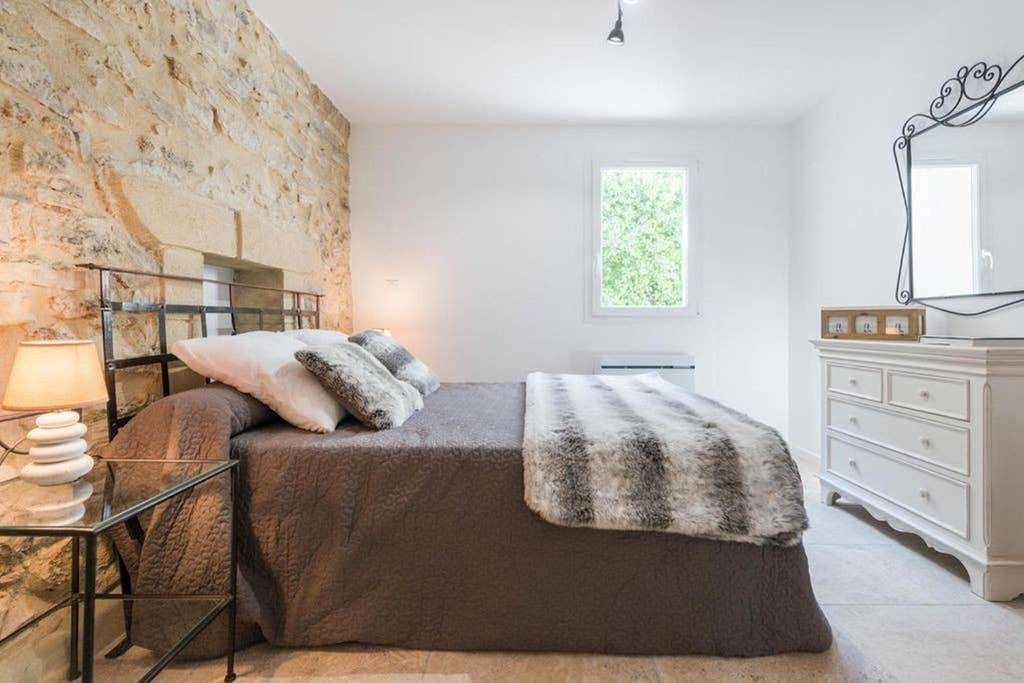Three-Bedroom House in Manosque, Parc naturel régional du Luberon