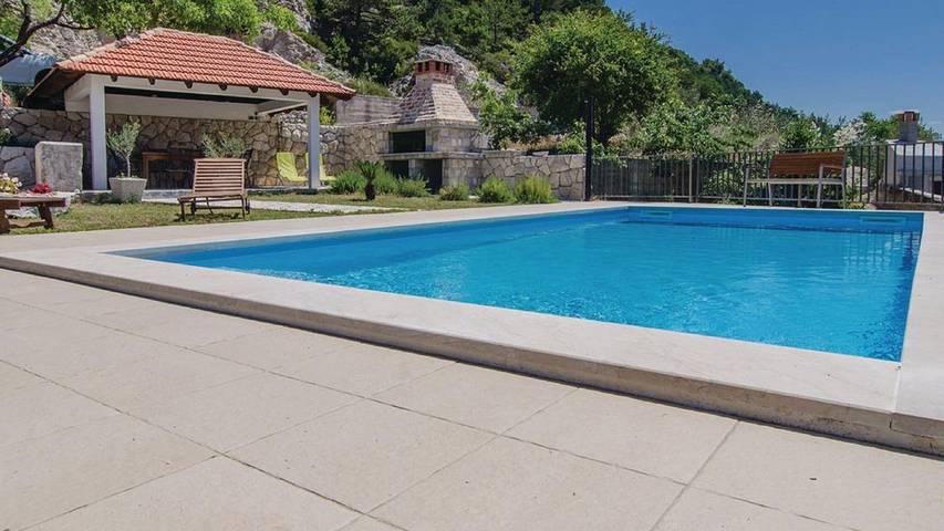 Ferienhaus für 6 Personen, mit Terrasse und Garten auf Peljesac