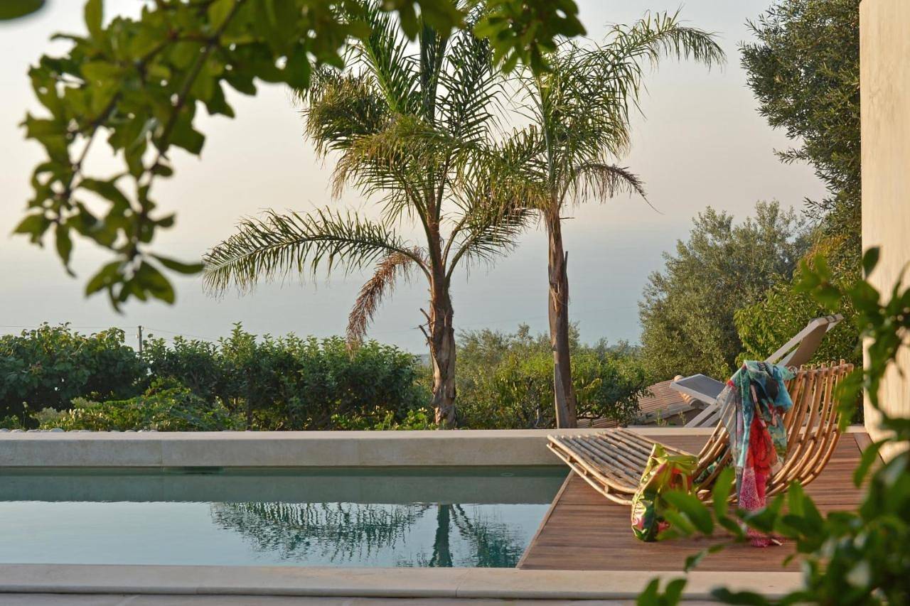 Villa con piscina vicino Cefalù (Sanificata) in Collesano, Provincia di Palermo