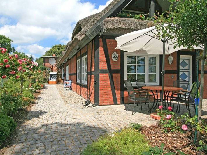 Ferienhaus für 3 Personen, mit Garten und Sauna in Middelhagen - 2