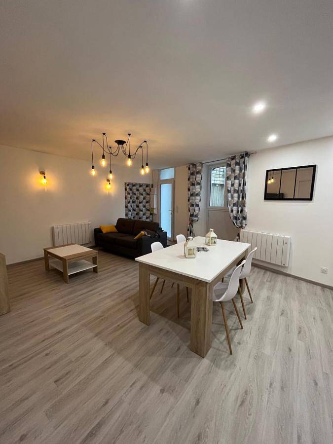 Gîte pour 4 personnes à Évron - 3