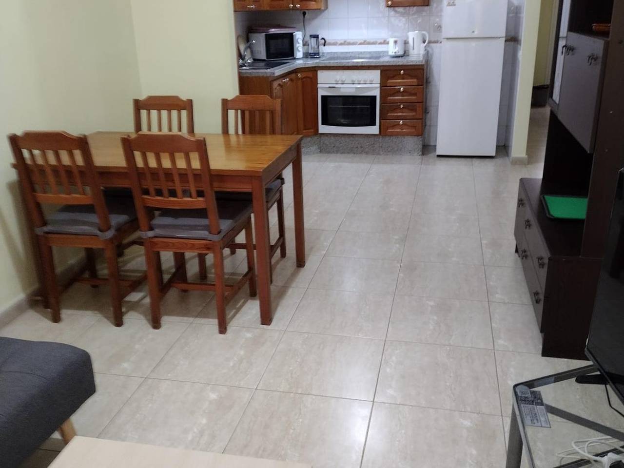 Ganze Ferienwohnung, 1A Wohnung Abrigos, Wifi und Balkon in Los Abrigos, Granadilla de Abona
