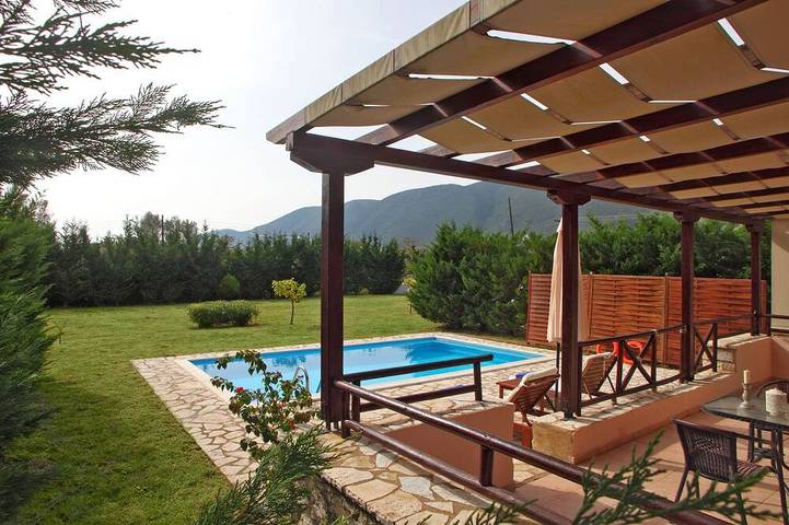 Villa voor 3 personen, met balkon en tuin in Vasiliki