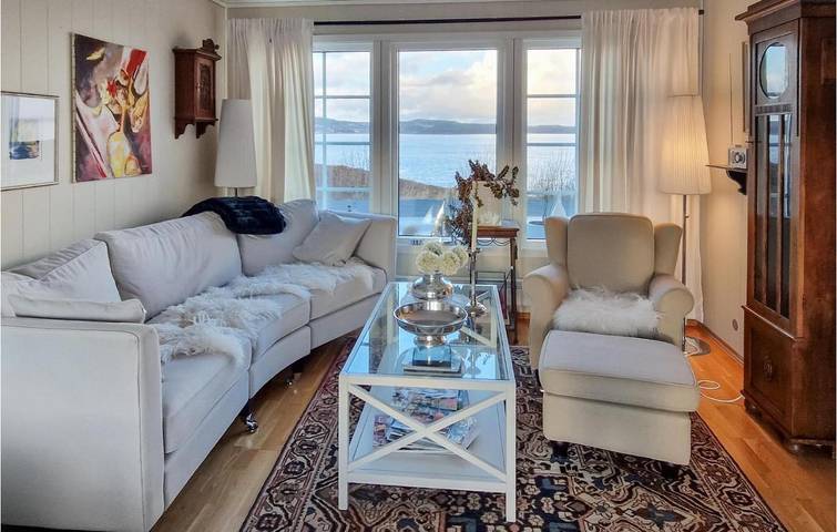Ferienwohnung für 6 Personen, mit Garten in Snillfjord