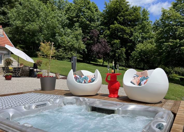 Location de vacances pour 2 personnes, avec jacuzzi ainsi que jardin et terrasse dans Haute-Marne - 2